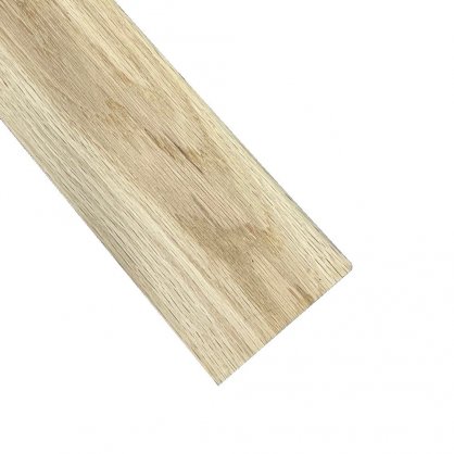 Plinthe en chne massif bord arrondi 70x10 mm L. 2,40 m