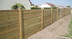 Clôture bois à emboîter