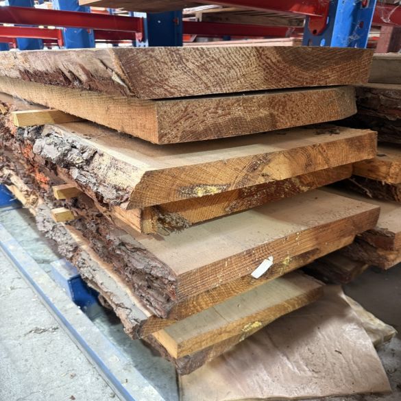 Plot en pin 45mm L. 2,40 m - Menuiserie fine - Toutes largeurs - Norme Nimp15