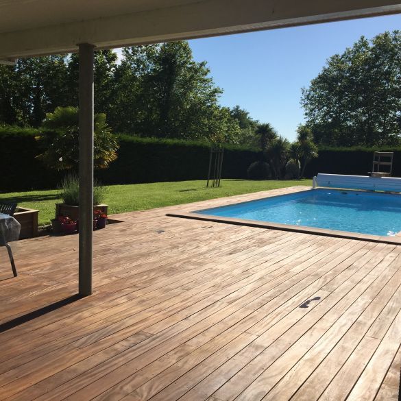 Lame de terrasse en Cumaru lisse à visser 2750x145x21 mm