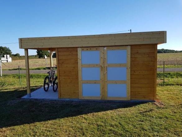 Abri jardin 28 mm LARVIK 7,96m² - 3296 + 1200 x 2416 cm