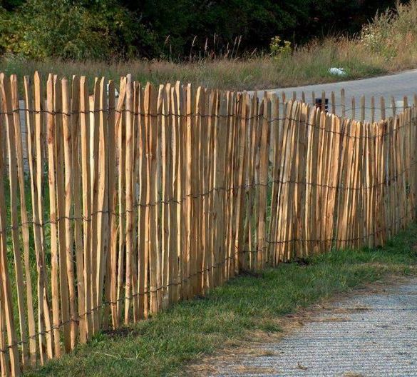 Ganivelle châtaignier fendu H. 1,20 m Long. 10 ml - Écartement 4/5 cm