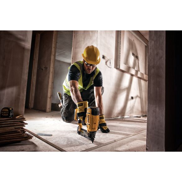 Cloueur de finition 18Ga XR 18V (sans batterie ni chargeur) + coffret T-STAK | DEWALT DCN680N-XJ