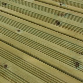 Lame de terrasse en pin du nord strié Long. 4,20 m - 145x27 mm